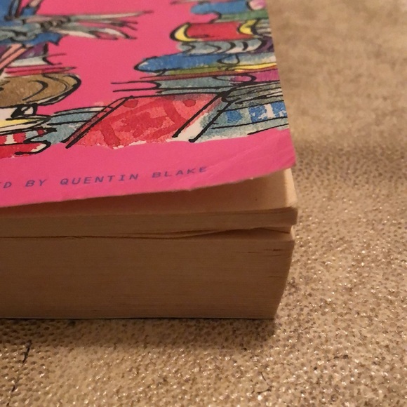 Matilda by Roald Dahl + The Witches by Roald Dahl - Picture 3 of 5